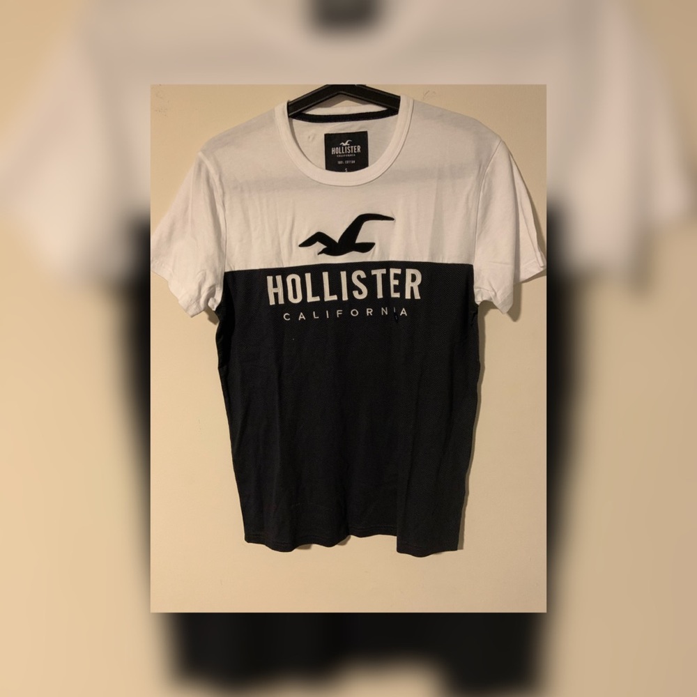 Hollister Men’s Short Sleeves T-Shirt - White